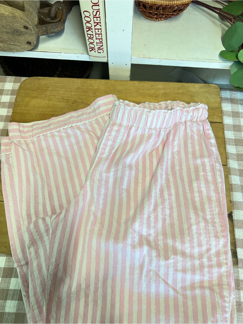 Victoria’s Secret pajama pants pink white XL